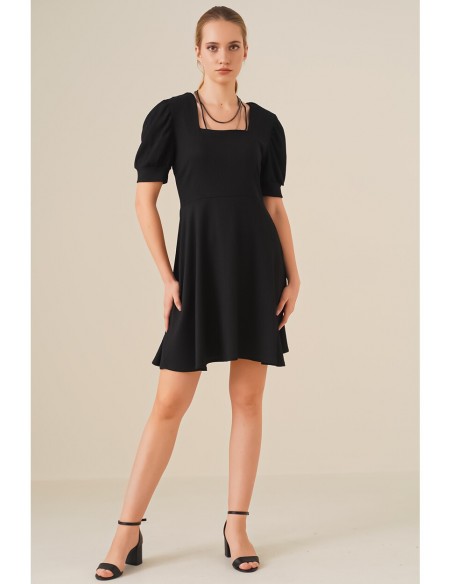 Robe en Maille à encolure Carré MT Clothes