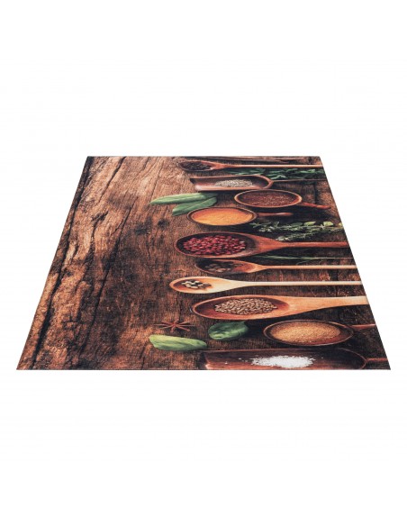Tapis de cuisine motif épices sur bois dans une cuisine moderne
