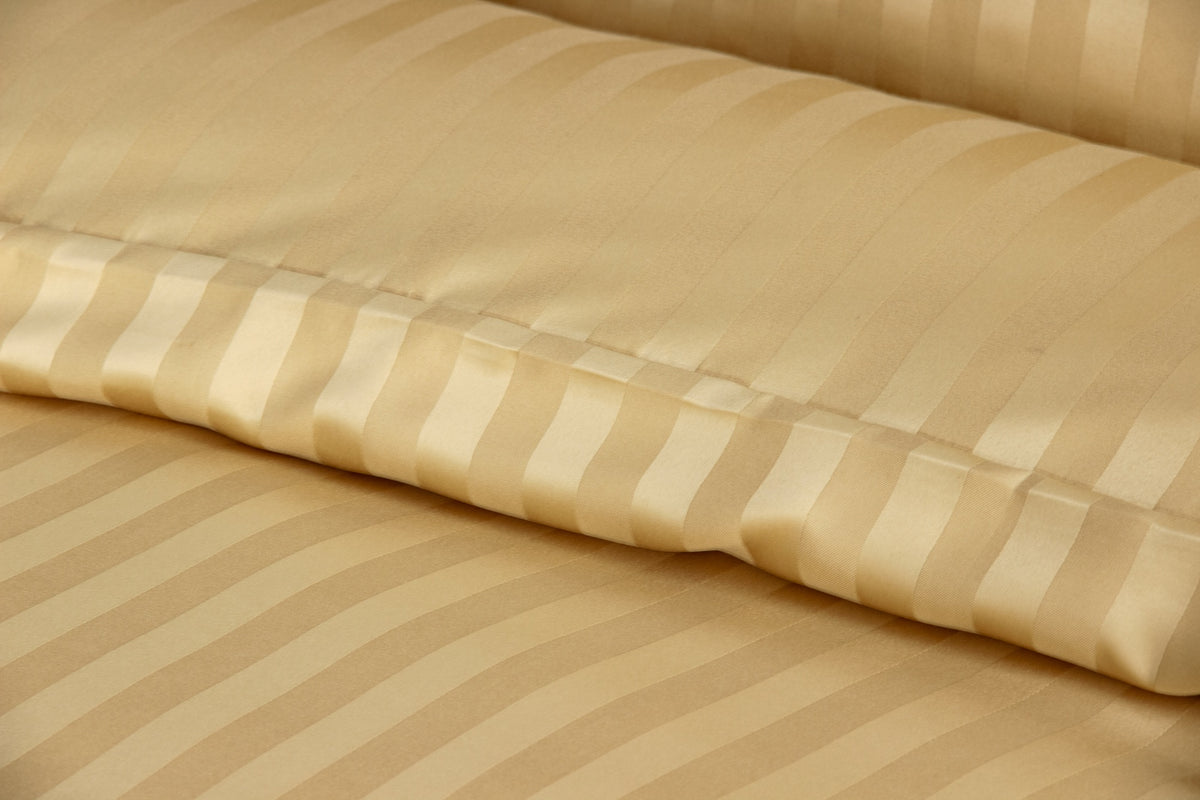 Parure de Lit Satin en Microfibre - Rayures Tissées - Jaune